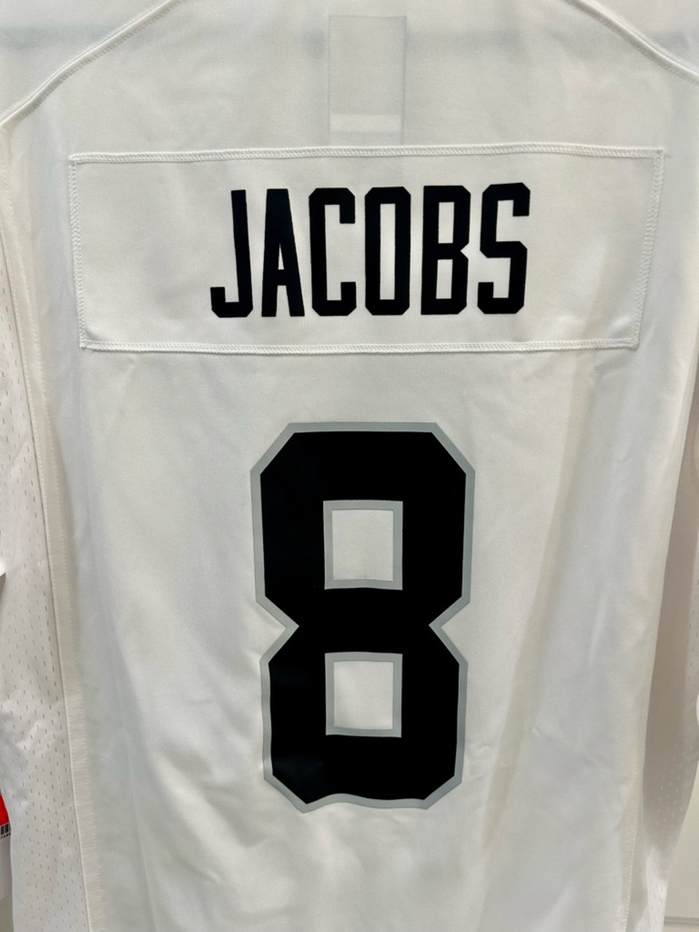 NWT Nike Las Vegas Raiders Josh Jacobs #8 On-Field Jersey - Men's Large - White - Picture 2 of 12